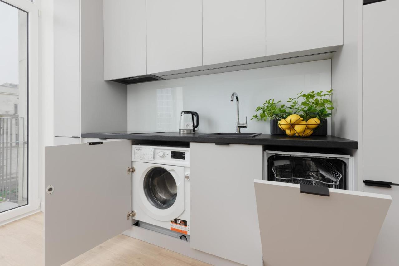 Spacious Apartment With Panoramic View Of Warsaw By Noclegi Renters Eksteriør bilde