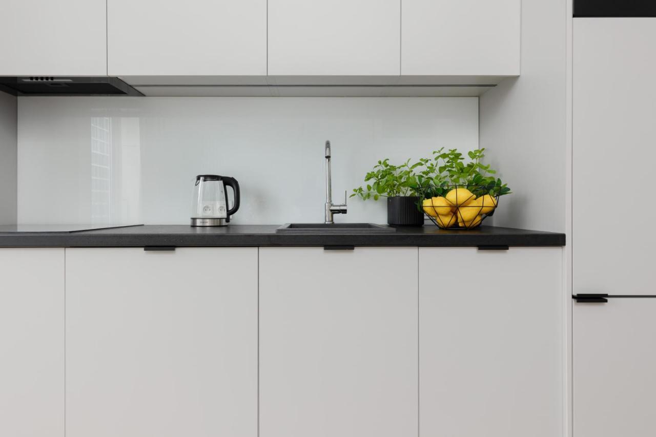 Spacious Apartment With Panoramic View Of Warsaw By Noclegi Renters Eksteriør bilde