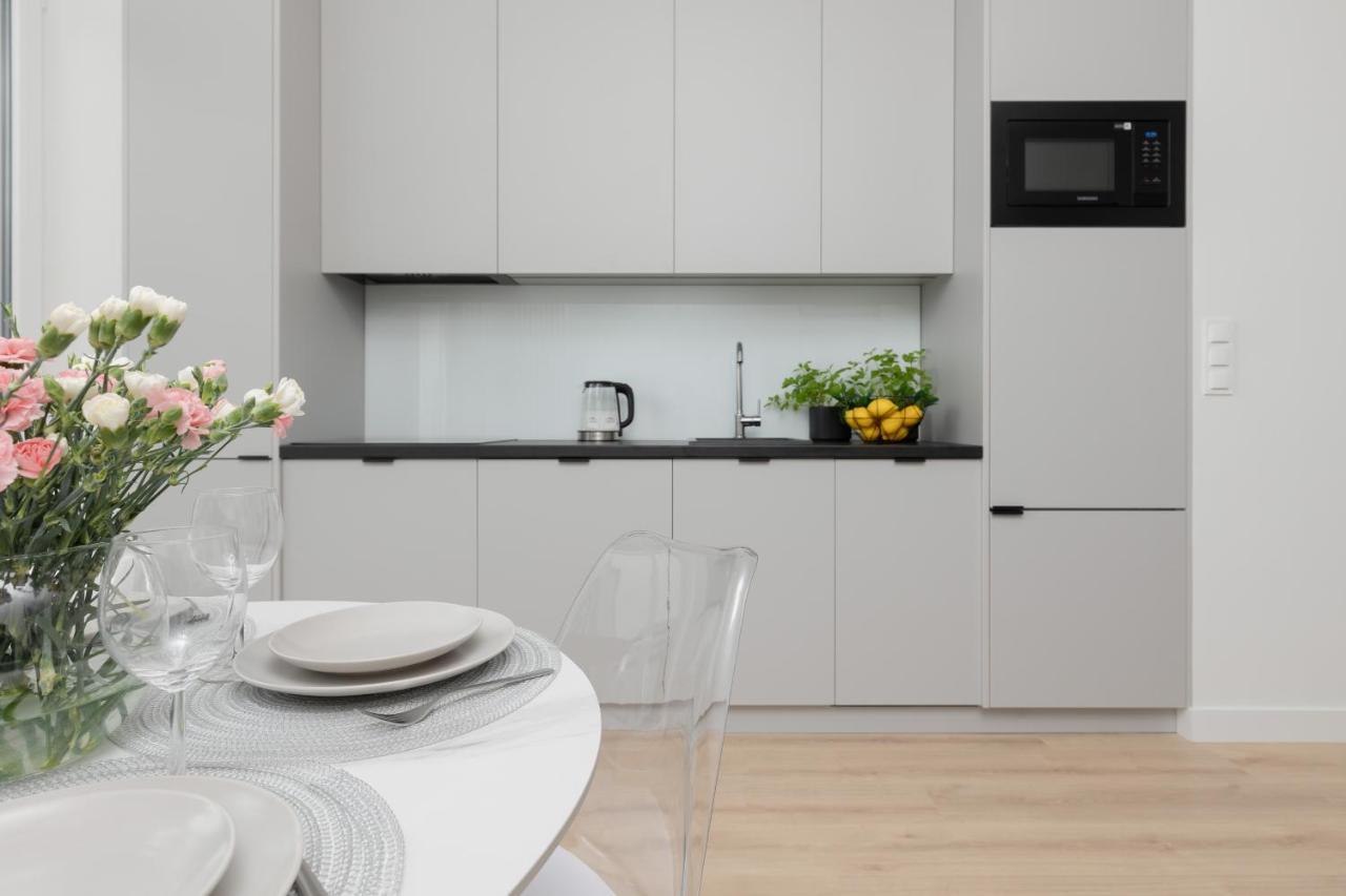 Spacious Apartment With Panoramic View Of Warsaw By Noclegi Renters Eksteriør bilde