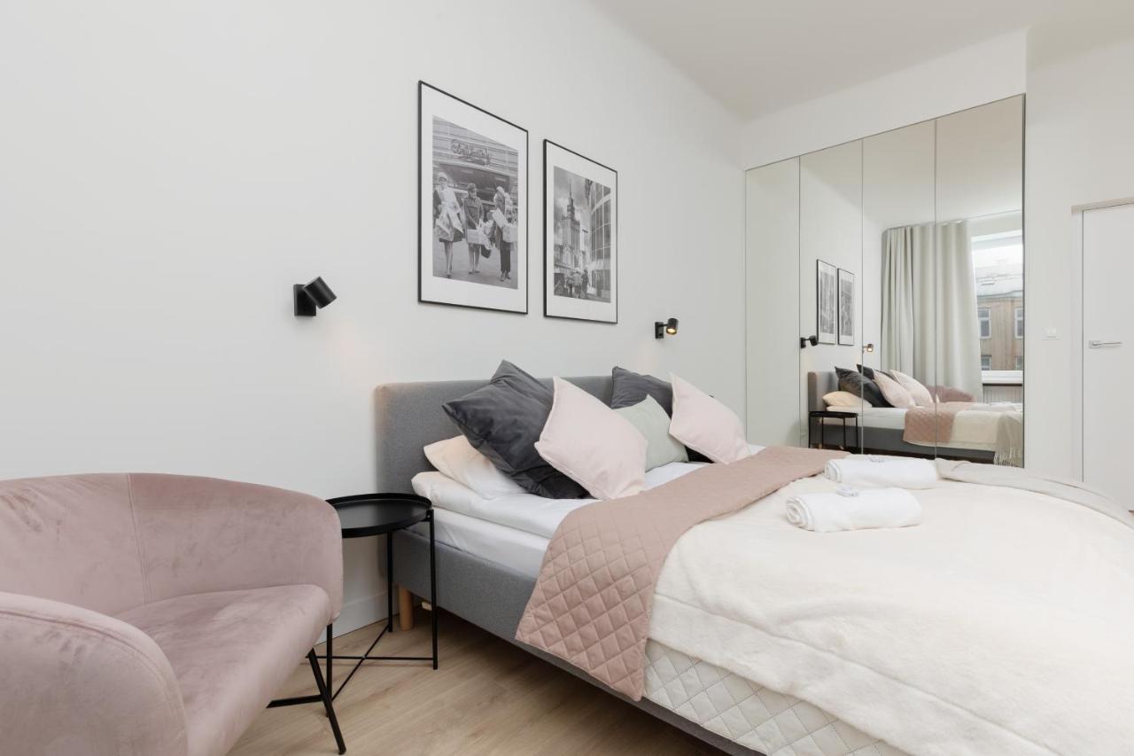 Spacious Apartment With Panoramic View Of Warsaw By Noclegi Renters Eksteriør bilde